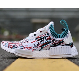 AD NMD Flyknit