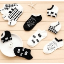 Pack of 10 Pairs of ankle Socks for women (Cats)