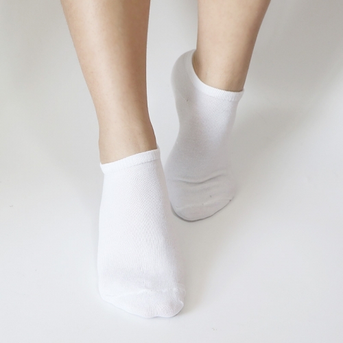 Pack of 7 Pairs of Ankle Socks for women (White)